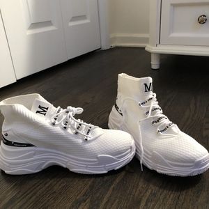 Men Size 9 Sneakers